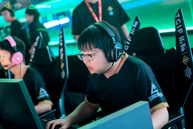 丰富比赛经 丰富比赛经