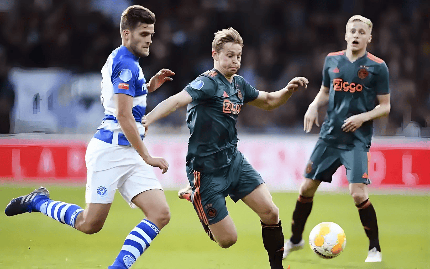 佩斯进行的 佩斯进行的