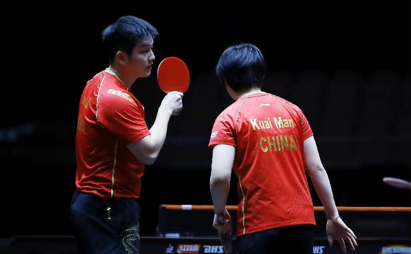 他无论在快 他无论在快