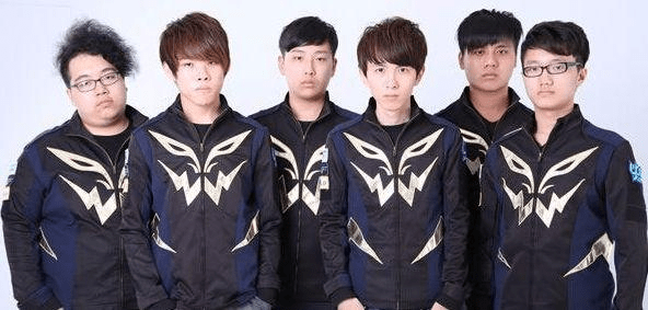 由知名桥牌 由知名桥牌